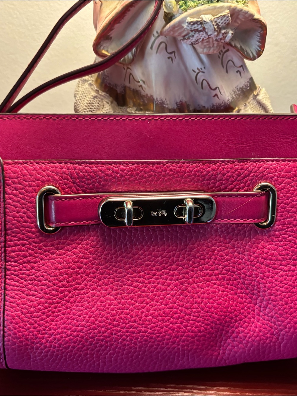 Coach Swagger Wristlet / Crossbody Bag (often listed under style number 53032 or